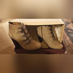 Söfft Antica heels USA 7.5 M